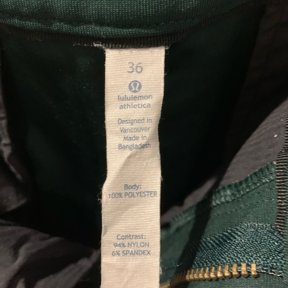 Very gently used forest green Lulu commission shorts 94% nylon 6% spandex. - Picture 3 of 3